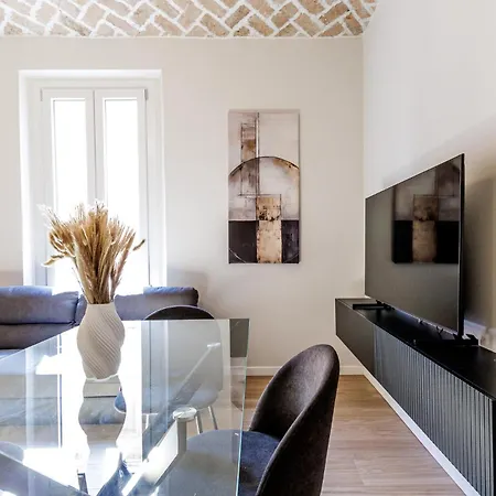 Chiara 6 Guest - Train Station - Parking Appartement *