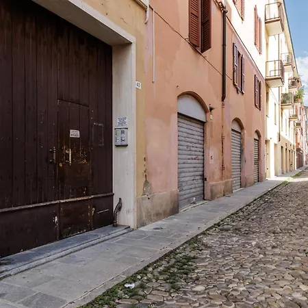 Chiara 6 Guest - Train Station - Parking * Modène