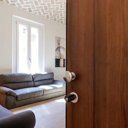 Daire Chiara 6 Guest - Train Station - Parking