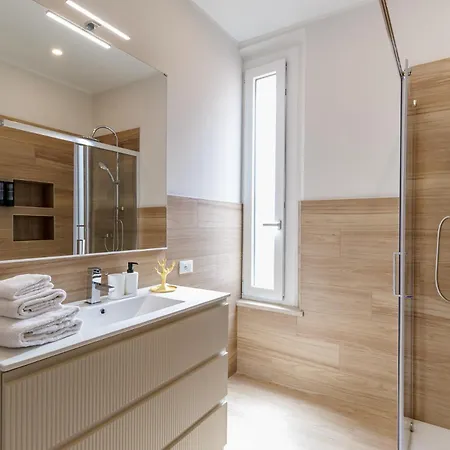 Chiara 6 Guest - Train Station - Parking Modena