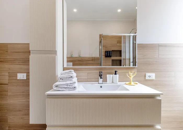 Chiara 6 Guest - Train Station - Parking *