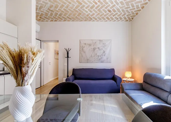 Chiara 6 Guest - Train Station - Parking *