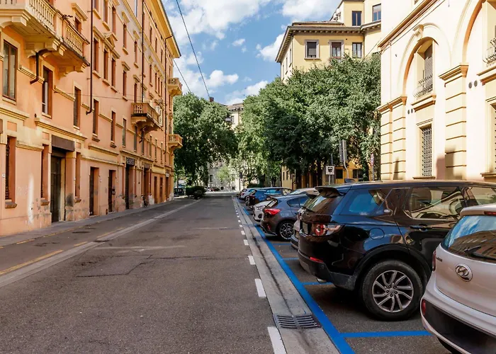 Chiara 6 Guest - Train Station - Parking * Modena